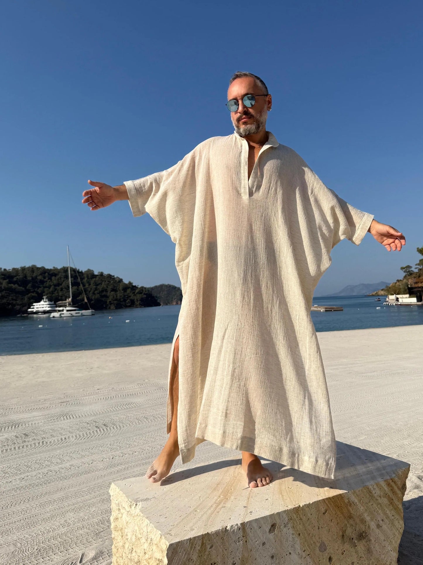 Design Sheer Men’s Caftan, Lightweight Linen Style Kaftan beige
